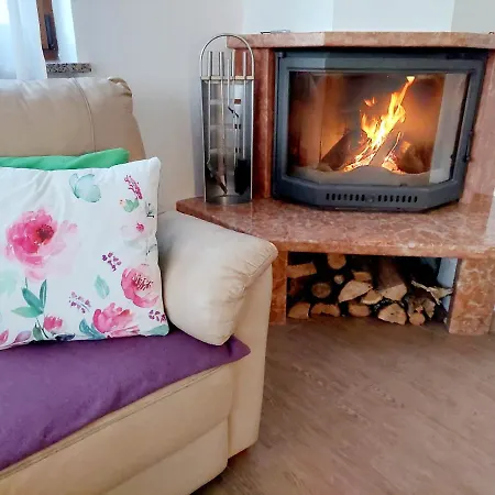 Kizin House, Cozy By Istrian Embrace Brezovica pri Gradinu