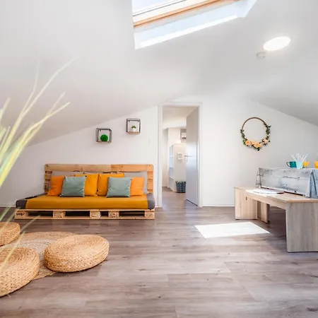 Kizin House, Cozy By Istrian Embrace Apartment *