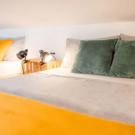 Kizin House, Cozy By Istrian Embrace * Brezovica pri Gradinu