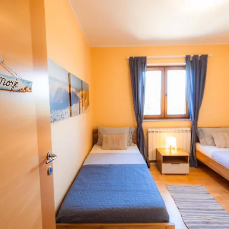 Kizin House, Cozy By Istrian Embrace Apartment Brezovica pri Gradinu